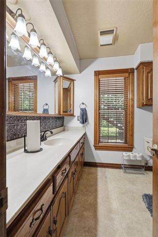 870776 S Hickory Lane, Chandler, OK 74834