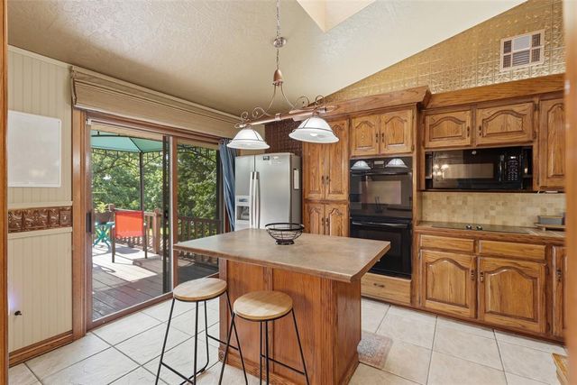 870776 S Hickory Lane, Chandler, OK 74834