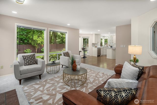 4020 262nd Place SE, Sammamish, WA 98029