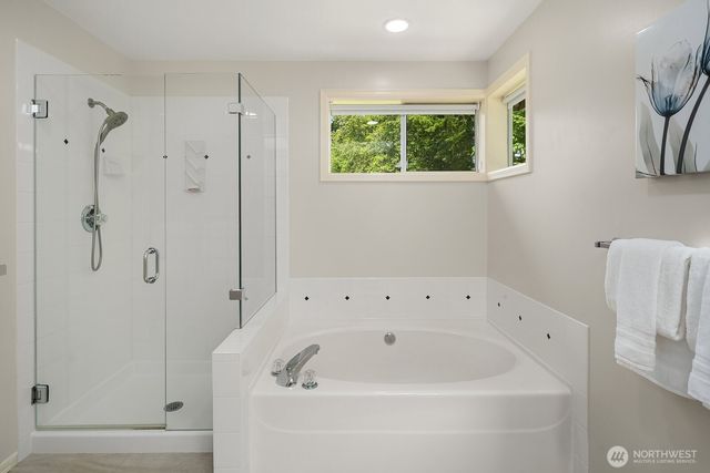 4020 262nd Place SE, Sammamish, WA 98029