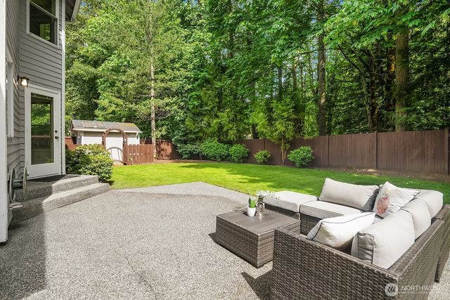 4020 262nd Place SE, Sammamish, WA 98029
