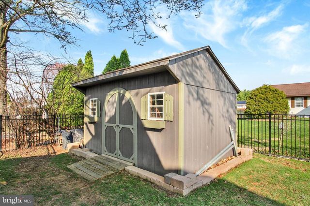 426 N 3RD ST, Mcsherrystown, PA 17344