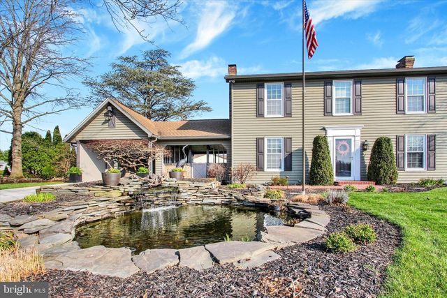 426 N 3RD ST, Mcsherrystown, PA 17344