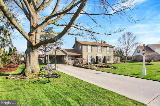 426 N 3RD ST, Mcsherrystown, PA 17344
