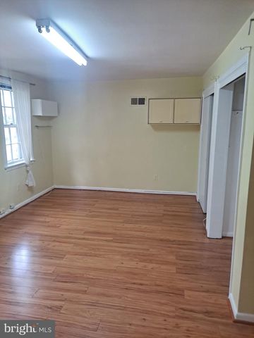 1009 E ST SE, Washington, DC 20003