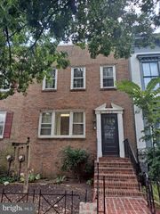 1009 E ST SE, Washington, DC 20003