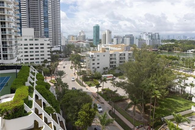 6423 Collins Ave 1101, Miami Beach, FL 33141