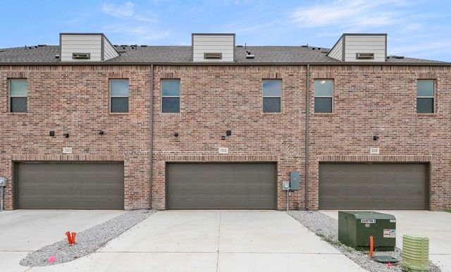 2410 Glacier Way, Mansfield, TX 76063