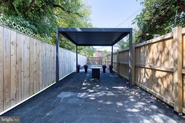 2258 BROOKFIELD AVE, Baltimore, MD 21217