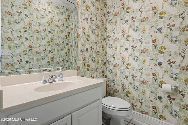 15383 Swan Lake Boulevard, Gulfport, MS 39503