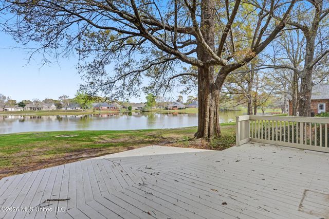 15383 Swan Lake Boulevard, Gulfport, MS 39503