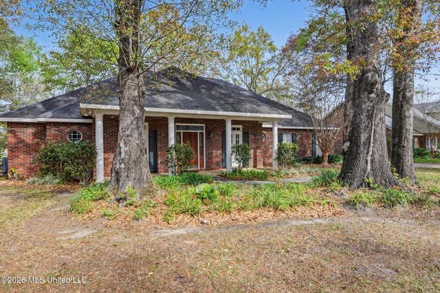 15383 Swan Lake Boulevard, Gulfport, MS 39503