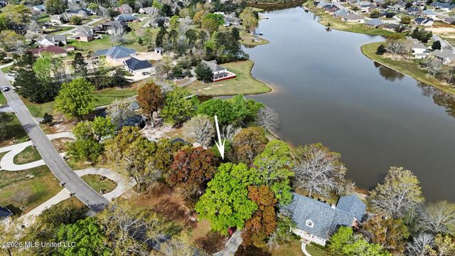 15383 Swan Lake Boulevard, Gulfport, MS 39503