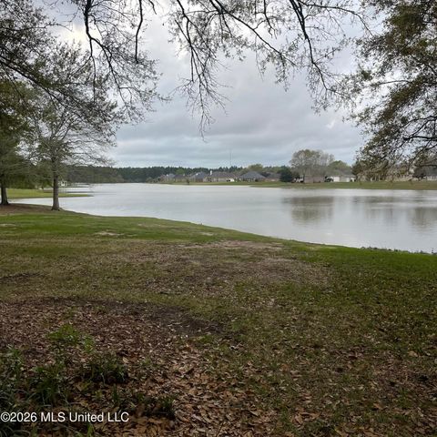 15383 Swan Lake Boulevard, Gulfport, MS 39503