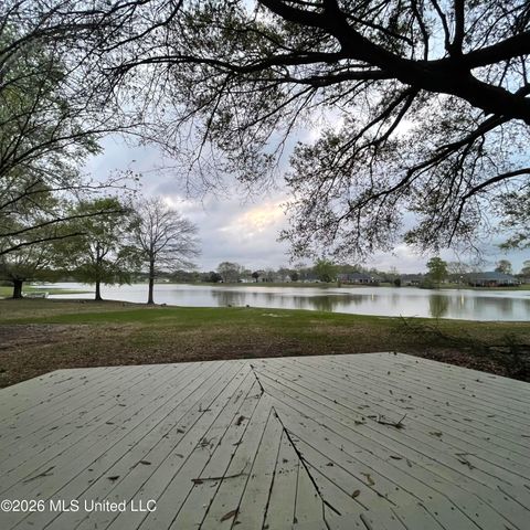 15383 Swan Lake Boulevard, Gulfport, MS 39503