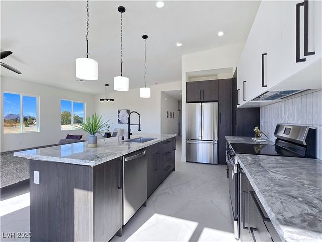 991 East Enchanted Mesa Street, Pahrump, NV 89048