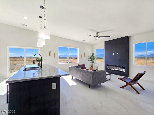 991 East Enchanted Mesa Street, Pahrump, NV 89048