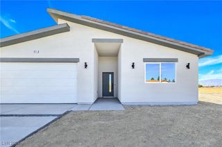 991 East Enchanted Mesa Street, Pahrump, NV 89048
