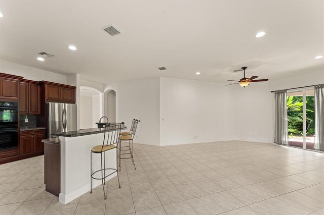 879 SW Pebble Lane, Palm City, FL 34990