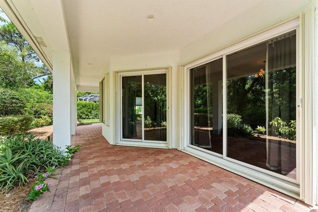 879 SW Pebble Lane, Palm City, FL 34990