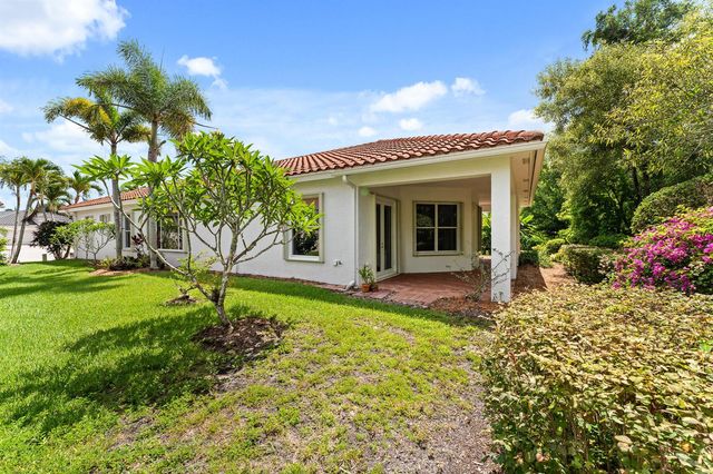 879 SW Pebble Lane, Palm City, FL 34990