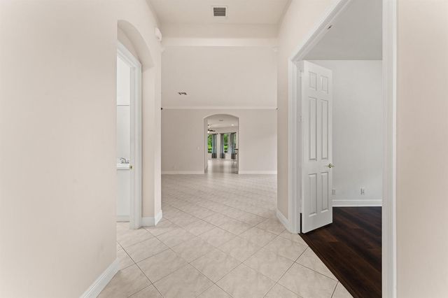 879 SW Pebble Lane, Palm City, FL 34990