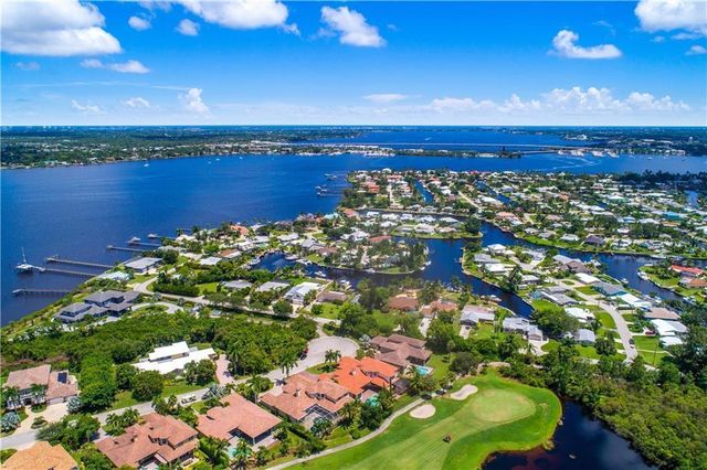 879 SW Pebble Lane, Palm City, FL 34990