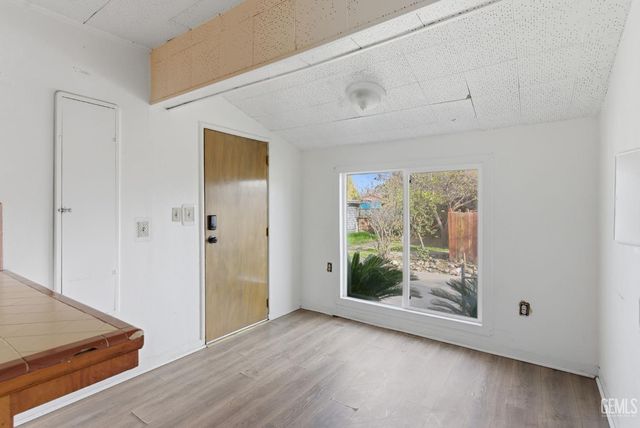 2930 Potomac Avenue, Bakersfield, CA 93307