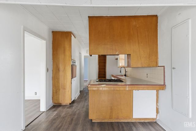 2930 Potomac Avenue, Bakersfield, CA 93307