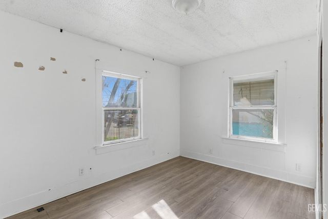 2930 Potomac Avenue, Bakersfield, CA 93307