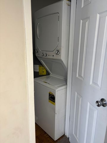 1010 Judson Street 2A, Bensenville, IL 60106