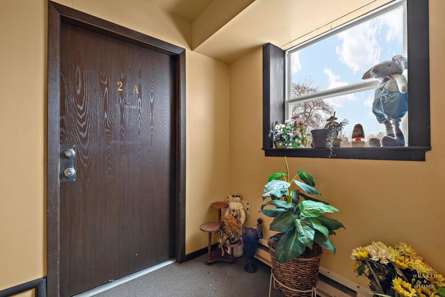 1010 Judson Street 2A, Bensenville, IL 60106