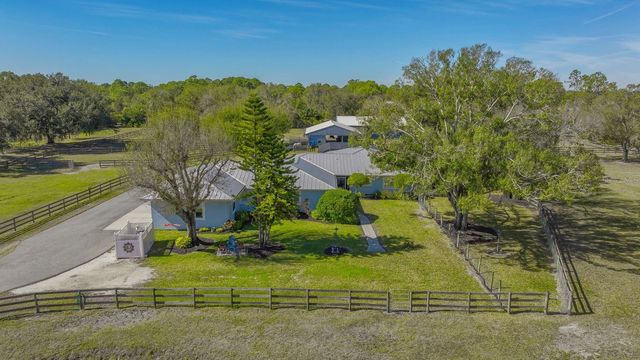 7610 SADDLE CREEK TRAIL, Sarasota, FL 34241