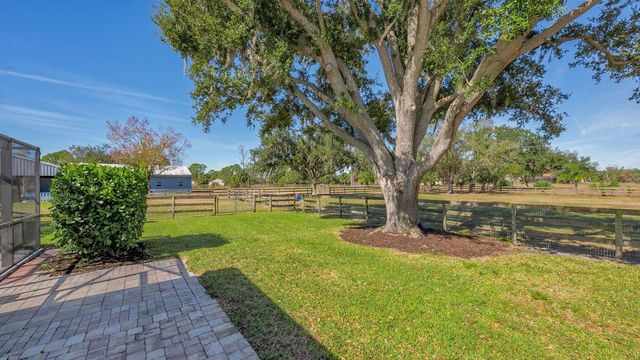 7610 SADDLE CREEK TRAIL, Sarasota, FL 34241