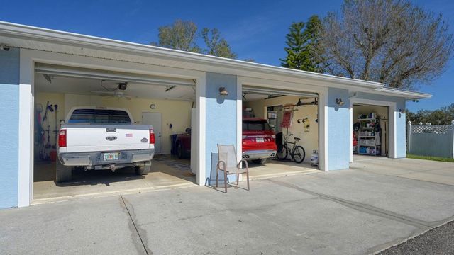 7610 SADDLE CREEK TRAIL, Sarasota, FL 34241