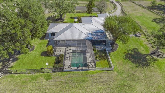 7610 SADDLE CREEK TRAIL, Sarasota, FL 34241