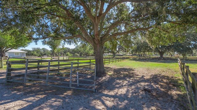 7610 SADDLE CREEK TRAIL, Sarasota, FL 34241