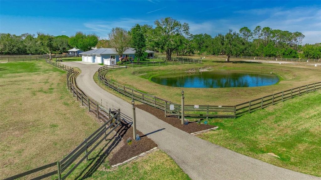 7610 SADDLE CREEK TRAIL, Sarasota, FL 34241