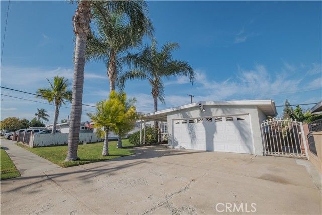 9515 Shade Lane, Pico Rivera, CA 90660