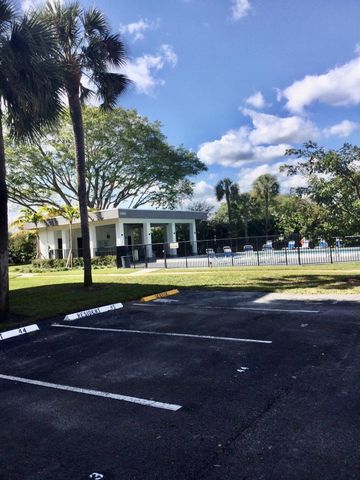 9233 SW 8th Street 110, Boca Raton, FL 33428