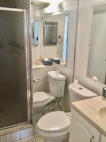 9233 SW 8th Street 110, Boca Raton, FL 33428