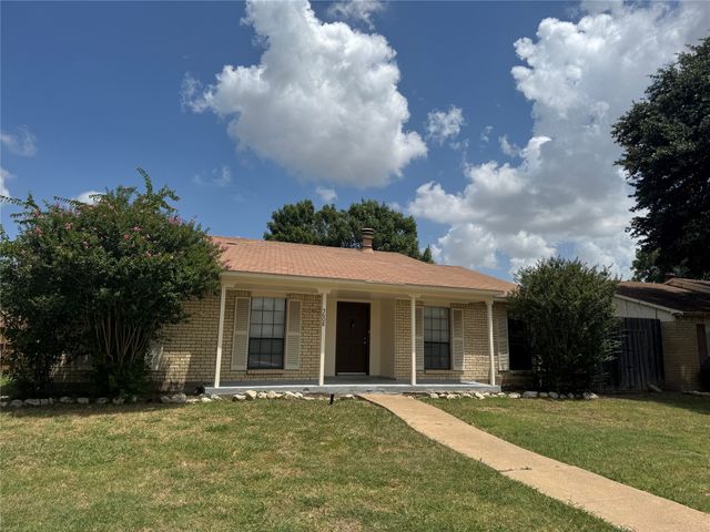 5608 Terry Street, The Colony, TX 75056