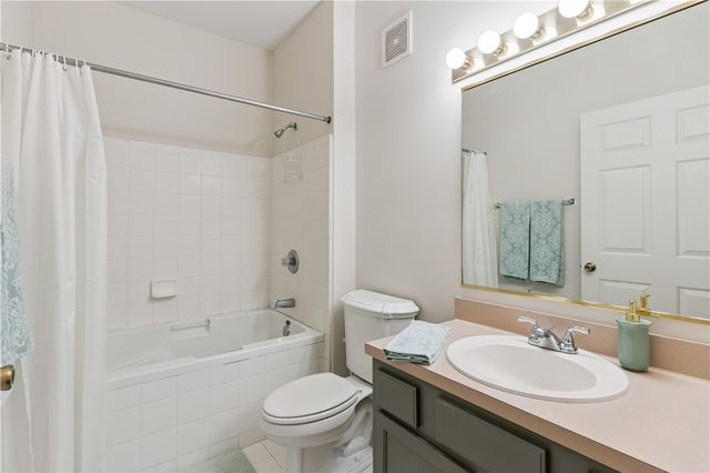 1704 Frederica Road 237, St Simons Island, GA 31522