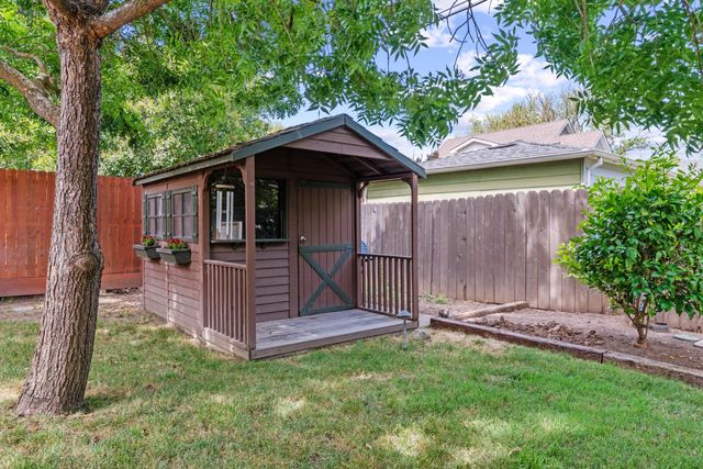 108 Aiken Way, Sacramento, CA 95819