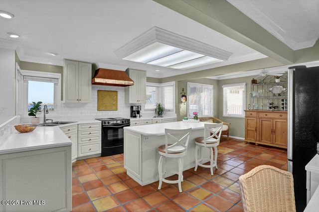 945 Radnor Road, Wilmington, NC 28409