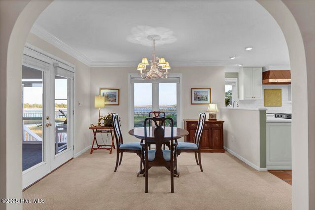 945 Radnor Road, Wilmington, NC 28409