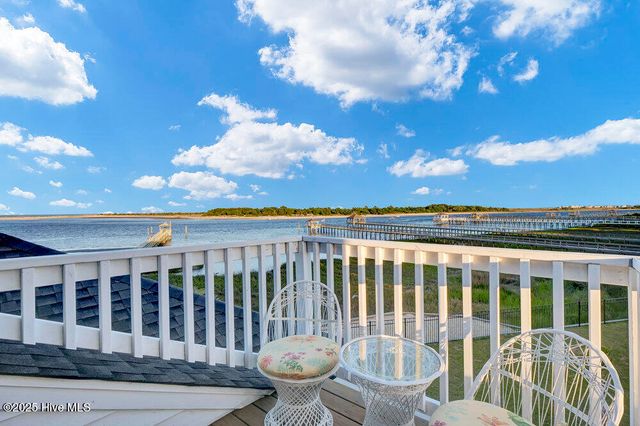 945 Radnor Road, Wilmington, NC 28409