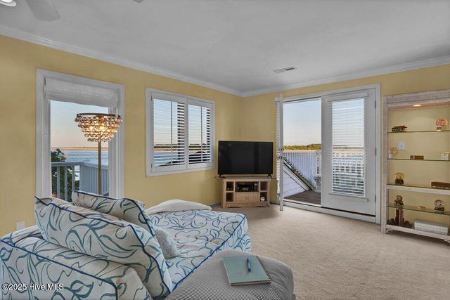 945 Radnor Road, Wilmington, NC 28409