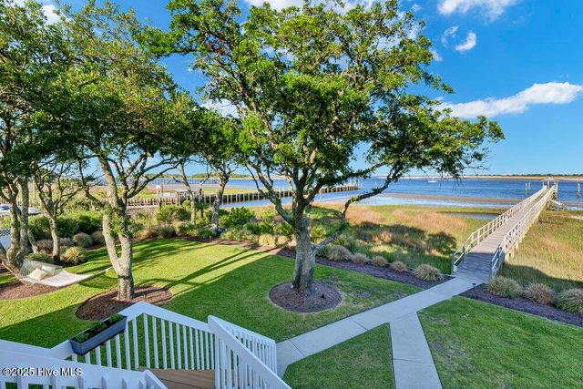 945 Radnor Road, Wilmington, NC 28409