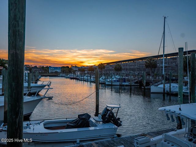 945 Radnor Road, Wilmington, NC 28409